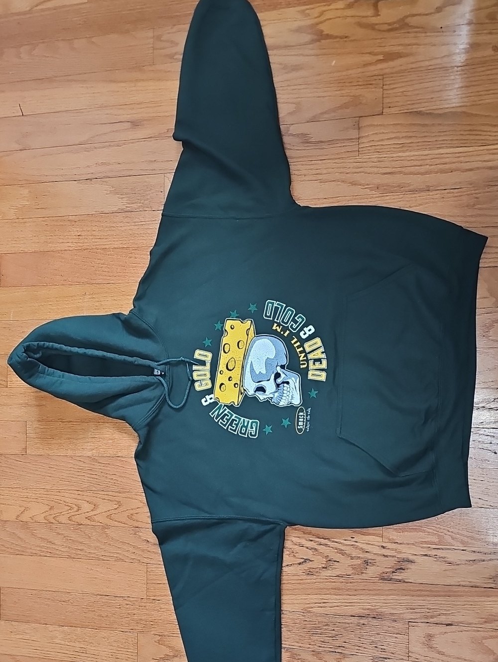 Gildan Dark Green Hoodie with Yellow & White Skull Graphic. Green Bay Packers.